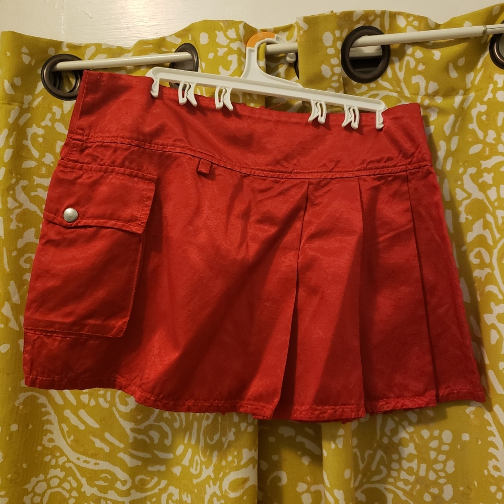 super mini half-pleated skirt with side pocket